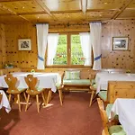 Gaestehaus Tannegg 3*