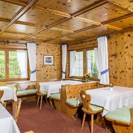 Gastehaus Tannegg *